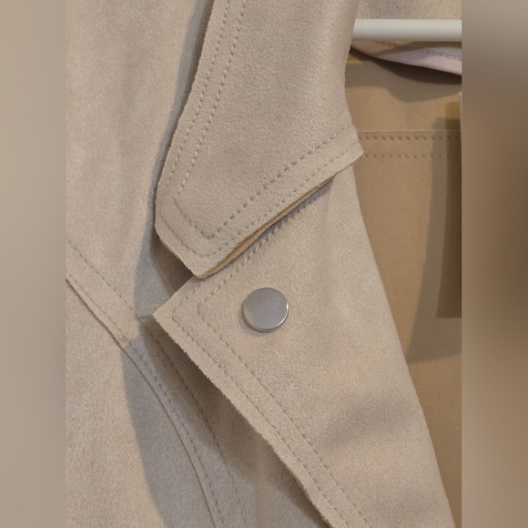 Philosophy Cream Faux Leather Suede Jacket Size Large NWT - Picture 4 of 12